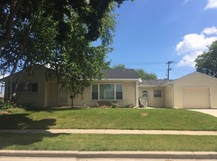 8302 W Potomac Ave, Milwaukee, WI 53218