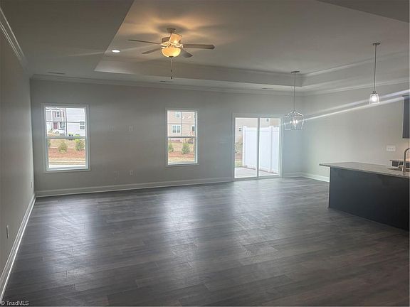 5th image of 6544 Knob Creek Dr #705