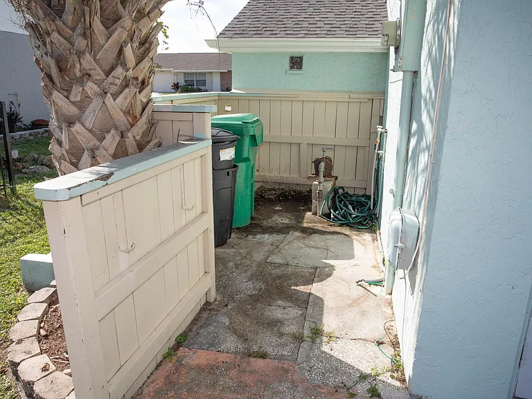 13272 Ebony Ave — Photo 30