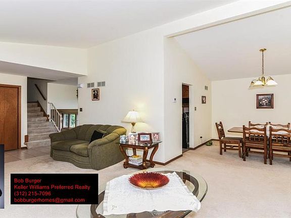 3rd image of 17338 Castle Dr