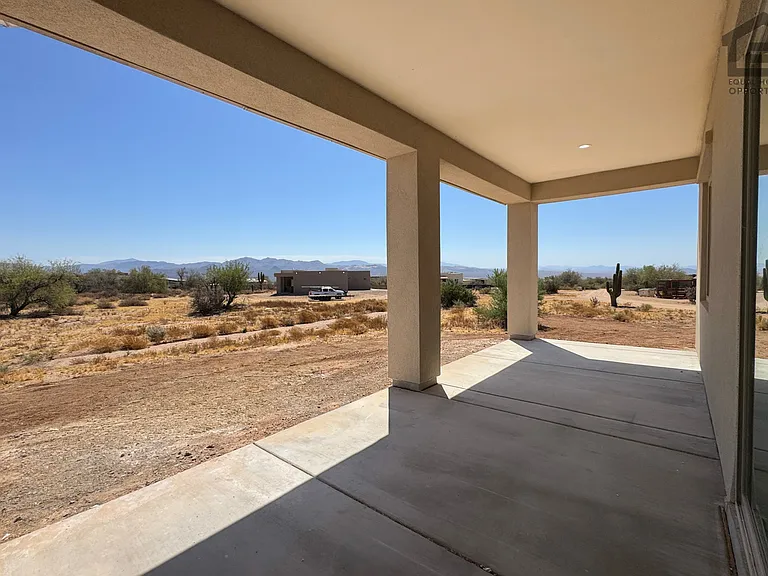 16154 E Lowden Rd — Photo 25