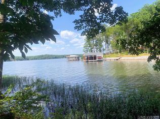 40 Sail View Ln, Macon, NC 27551