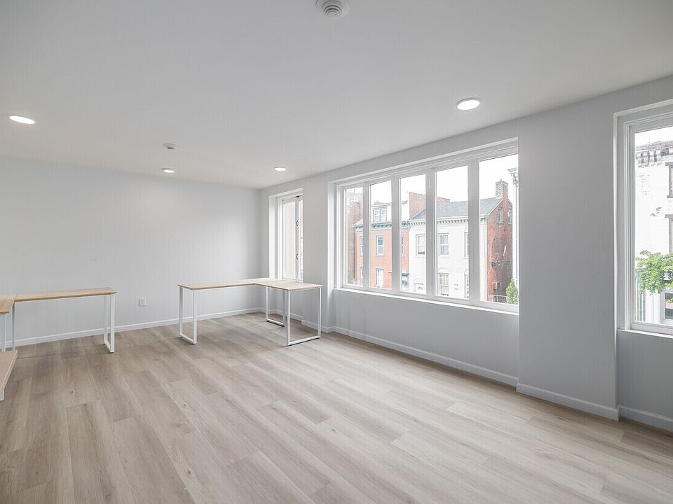 1st image of 219 E Hanover St #200