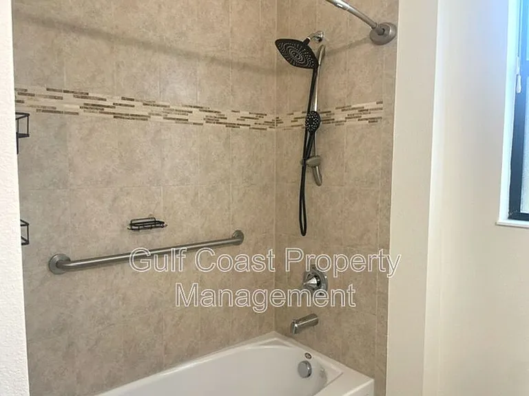 10485 Crooked Creek Dr — Photo 28
