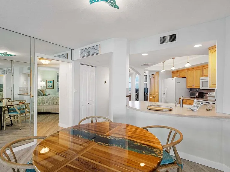 9550 S Ocean Dr #4 — Photo 8