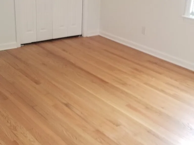 1439 Allen St — Photo 34
