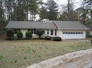 181 Little Brook Dr, Woodstock, GA 30188