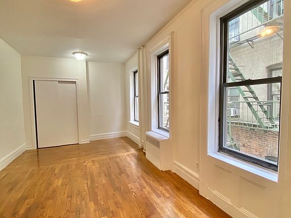 5th image of 326 E 78th St #20B