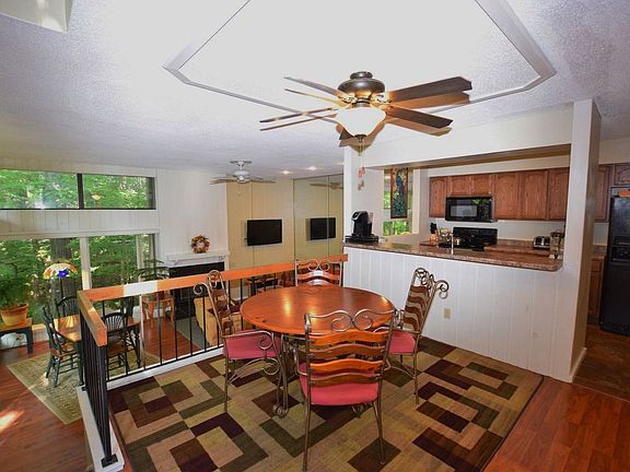 5th image of 9457 S Pointe Lasalles Dr