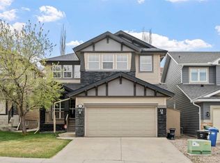 134 NE Panamount Rise NW, Calgary, AB T3K 6G1