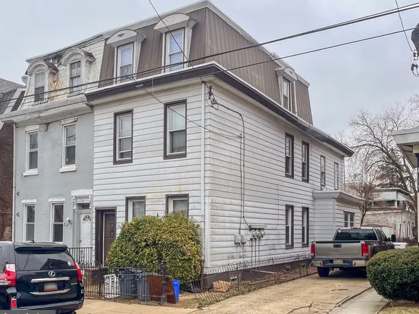 4633 Penn St, Philadelphia, PA 19124