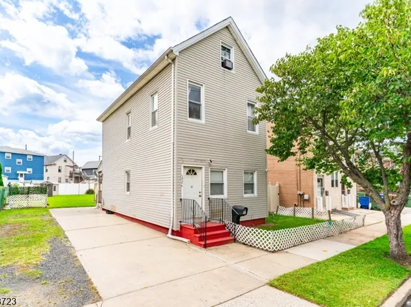3024 S Wood Ave, Linden City, NJ 07036