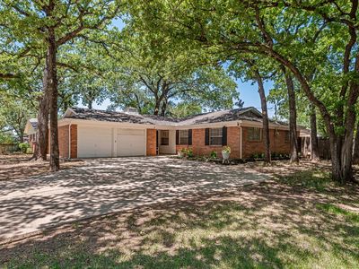 848 Timberhill Dr, Hurst, TX, 76053