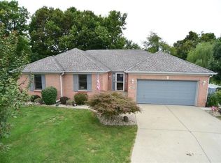 4050 Santa Clara Dr, Greenwood, IN 46142
