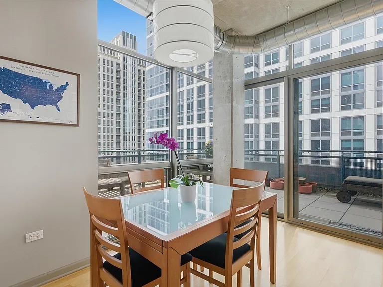 125 E 13th St #1401 — Photo 9