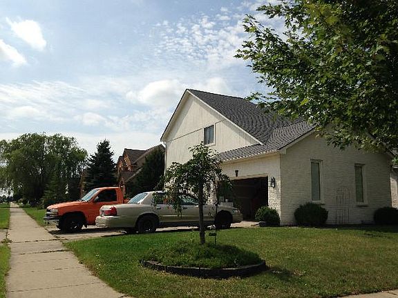 2nd image of 19172 Rosewood Dr
