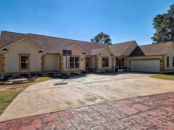 224 Robin Hood Rd, Elgin, SC 29045