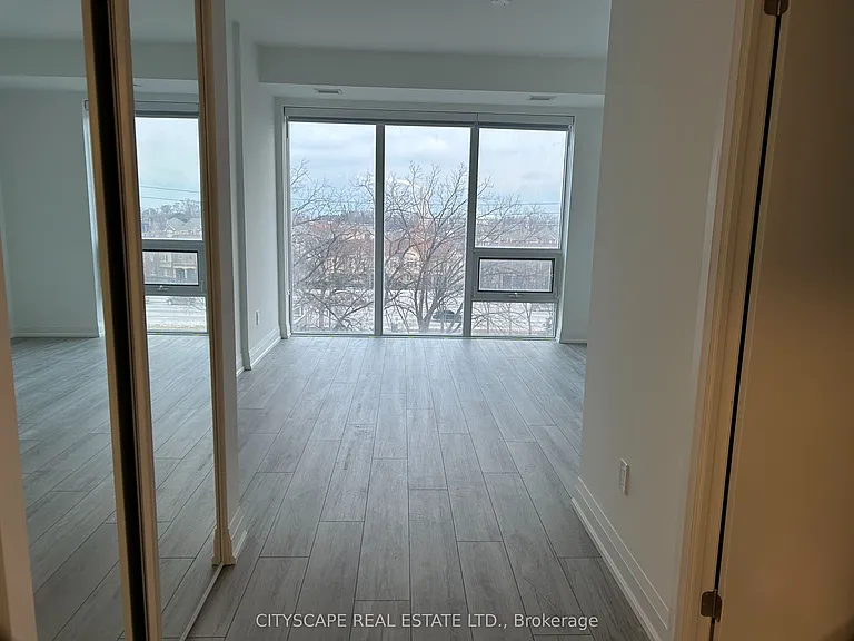 1035 Southdown Rd #504 — Photo 5