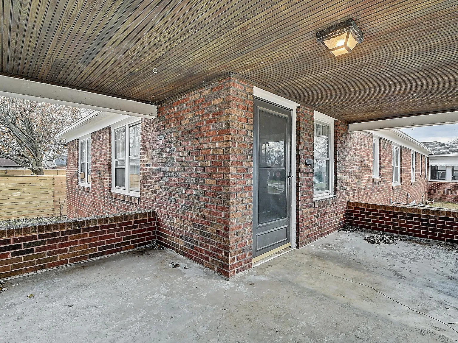 2 bed, 986 sqft, $1,300 — Photo 4