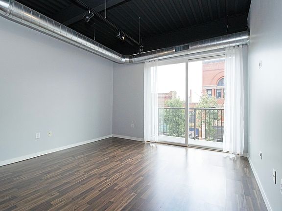 5th image of 523 W Saint Germain St #307
