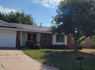 604 SE 41st St, Lawton, OK 73501