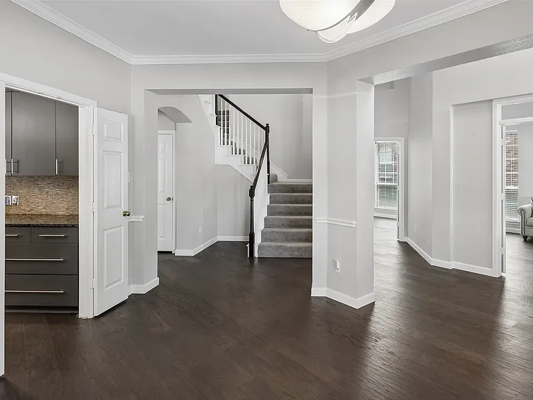 8408 Kenning Ct — Photo 12