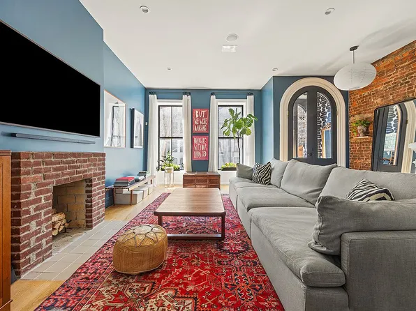 681 Saint Marks Ave #1, Brooklyn, NY 11216