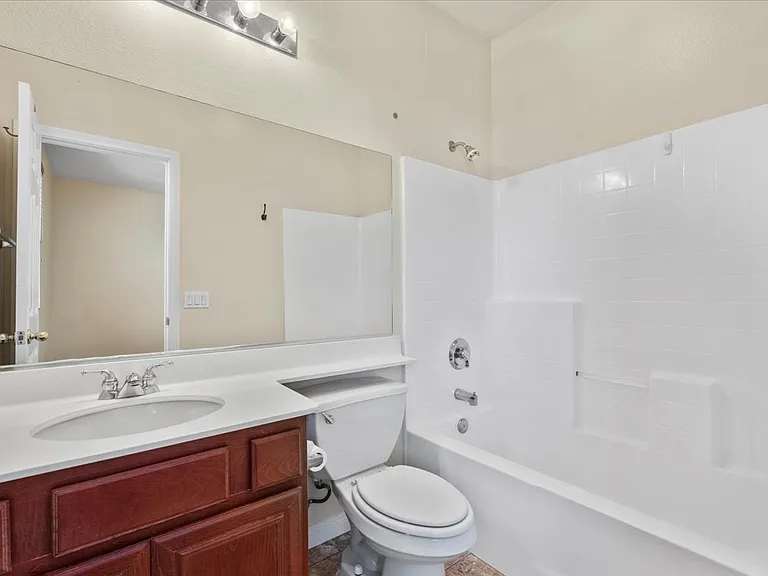 13564 Williamson Rd — Photo 20