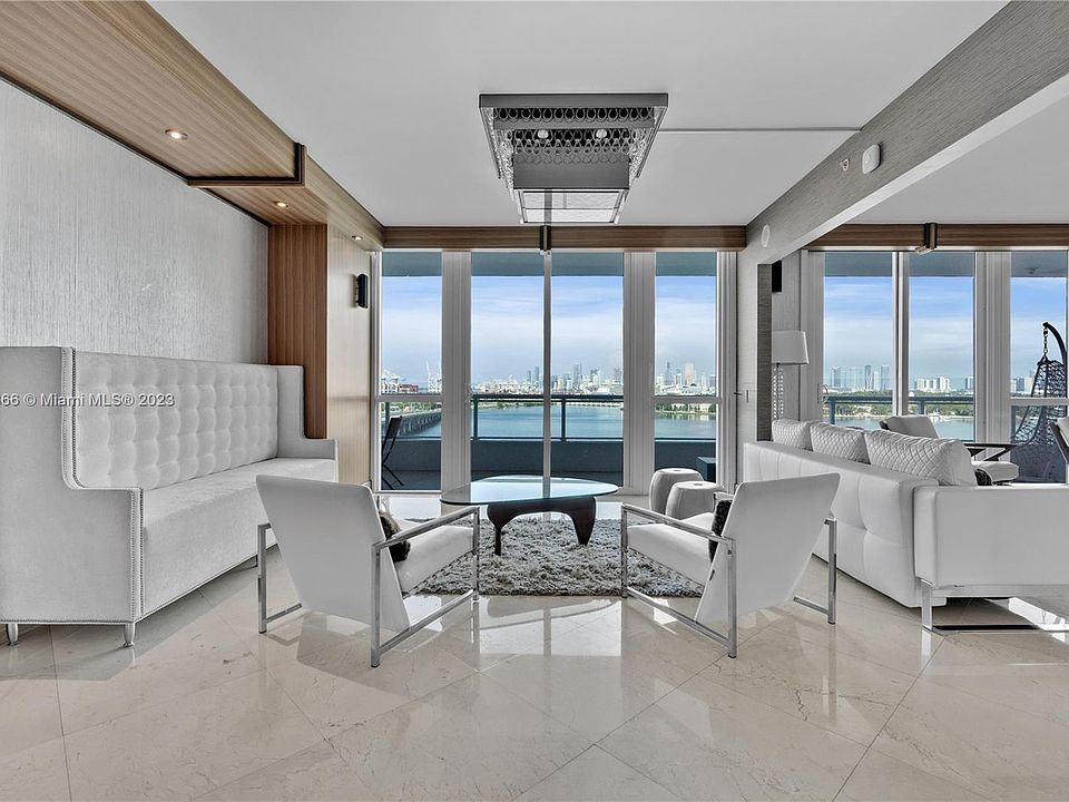 1st image of 520 West Ave APT 1002