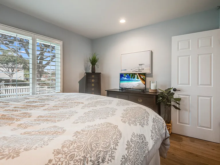 1319 S Irena Ave — Photo 21