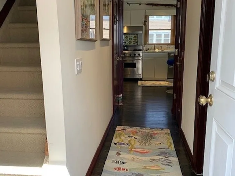 49 Canoe Place Rd #214 — Photo 9