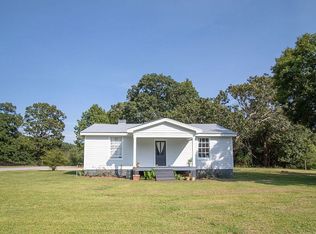 153 Harve Mathis Rd, Athens, GA 30601