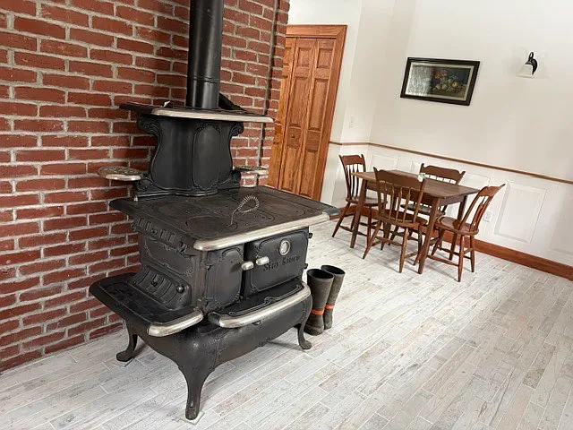 2 bed, 1.5 bath, 1100 sqft, $1,500 — Photo 4