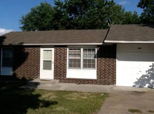 5931 Pflumm Rd, Shawnee, KS 66216