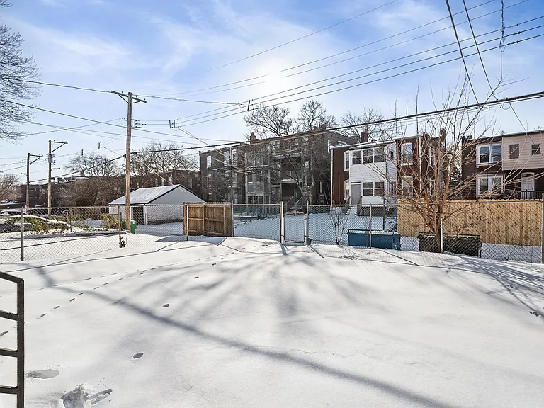 6018 Westminster Pl — Photo 25