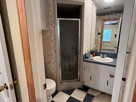 3rd image of 2320 Los Robles Dr