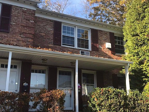 2nd image of 145 Talbott St #0