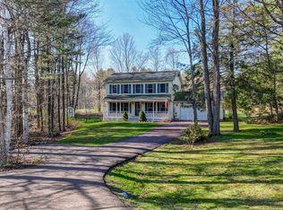 71 Delma Dr, Milton, VT 05468