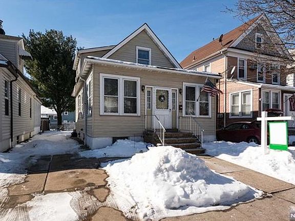 3rd image of 88 Avenue C