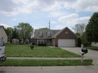 1033 Pin Oak Dr, Mooresville, IN 46158