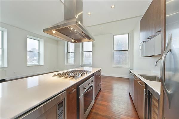 1st image of 166 Montague St APT 6A