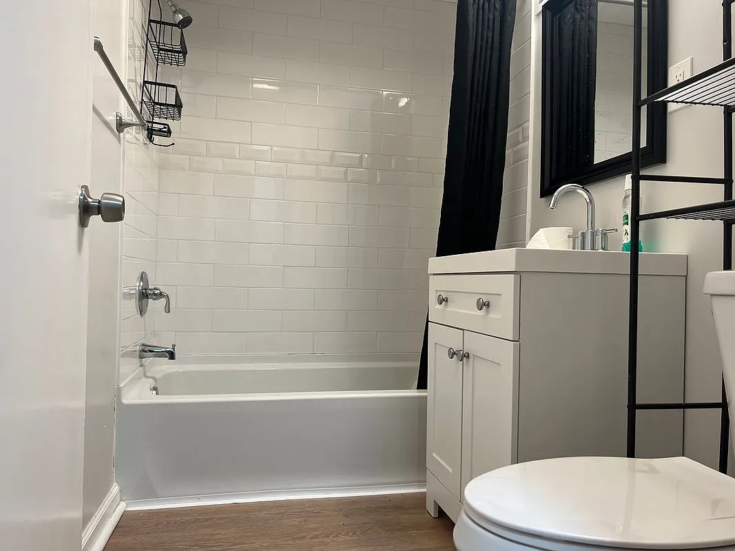 2 bed, 1.0 bath, 1040 sqft, $1,175 — Photo 4