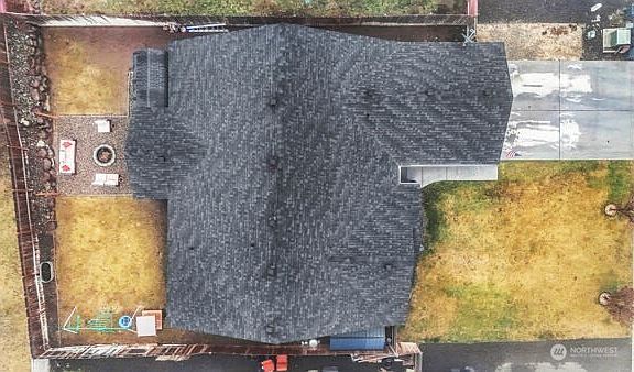 2nd image of 527 S Bayside Street