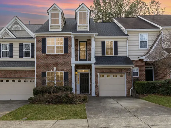 205 Beringer Pl, Chapel Hill, NC 27516