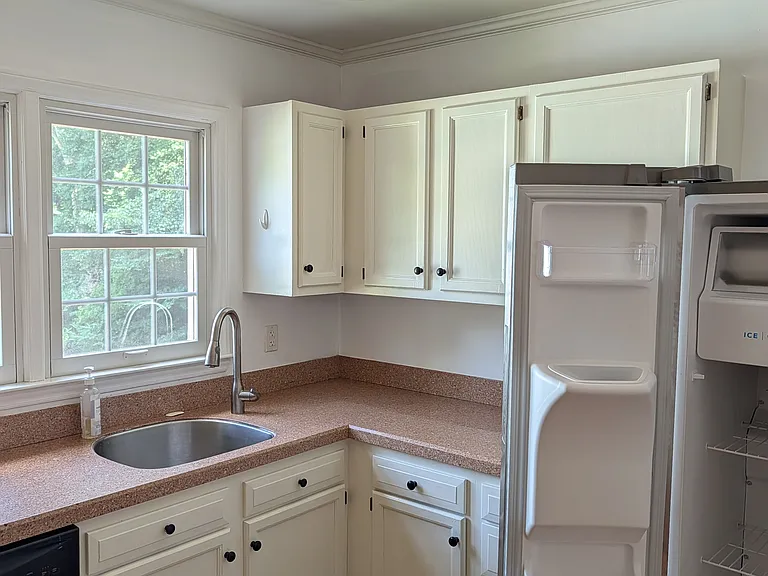 959 Foxborough Rd — Photo 50