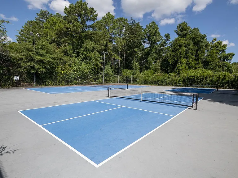 Sport Courts - Wynnwood Vinings Apartments