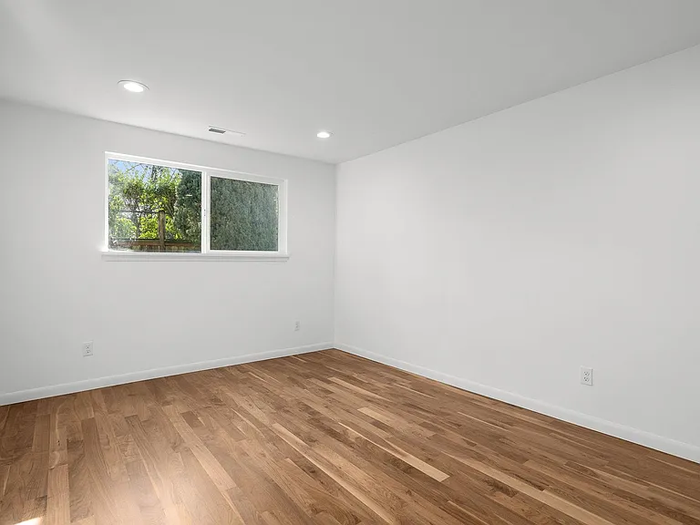 2936 SE Clay St — Photo 12