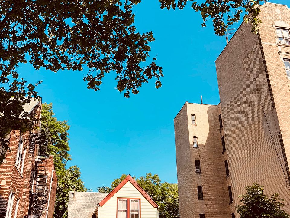 1st image of 2828 University Ave