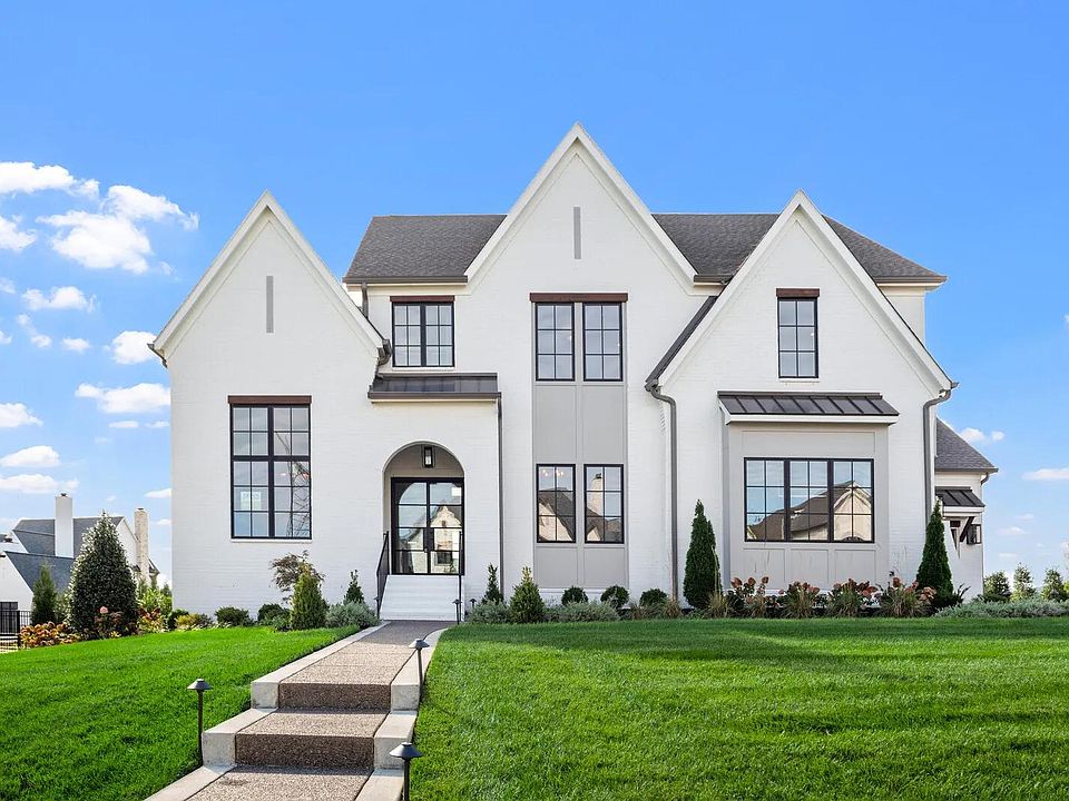 The Marabelle E Exterior