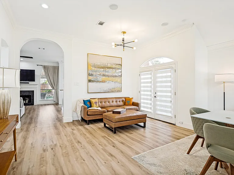 1417 Honey Locust Dr — Photo 5